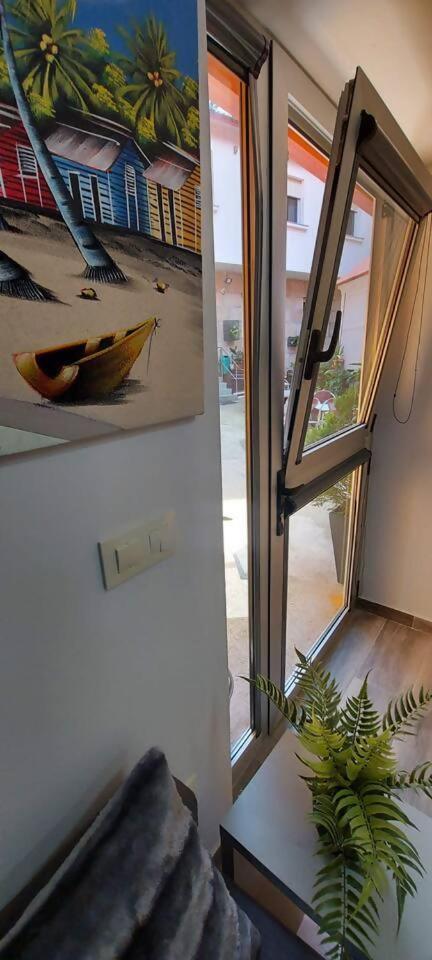 Apartamento Con Patio Cerca De La Playa Bueu Exterior foto